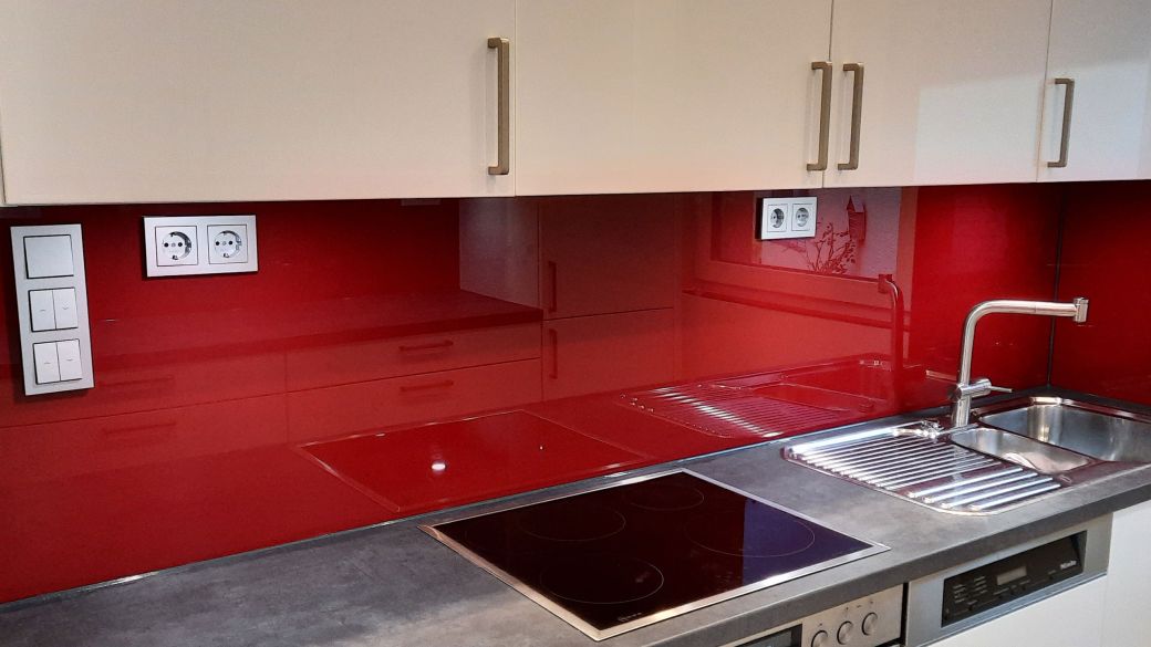 Küchenrückwand aus Glas | Glaserei Fuhrmann